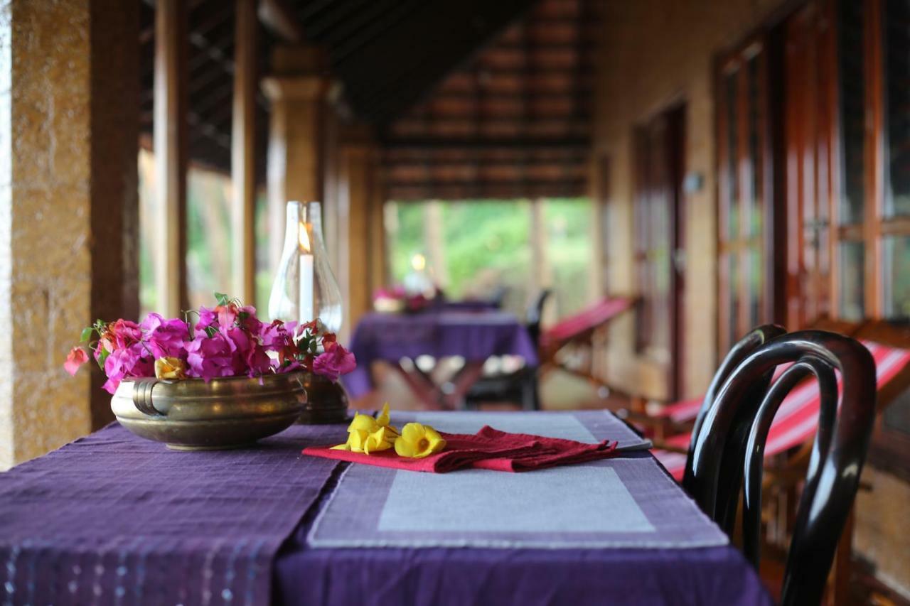 Chera Rocks Beach House Hotel Thottada ภายนอก รูปภาพ